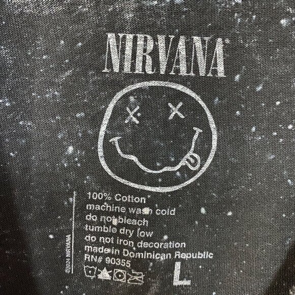 Nirvana Unplugged Acid Wash Tshirt size Large - Picture 4 of 4